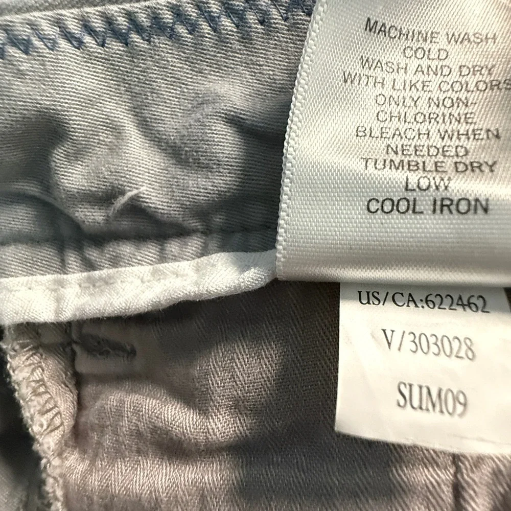 Banana Republic Men's Gray Chino Shorts‎ Size 32 Relaxed Fit Casual